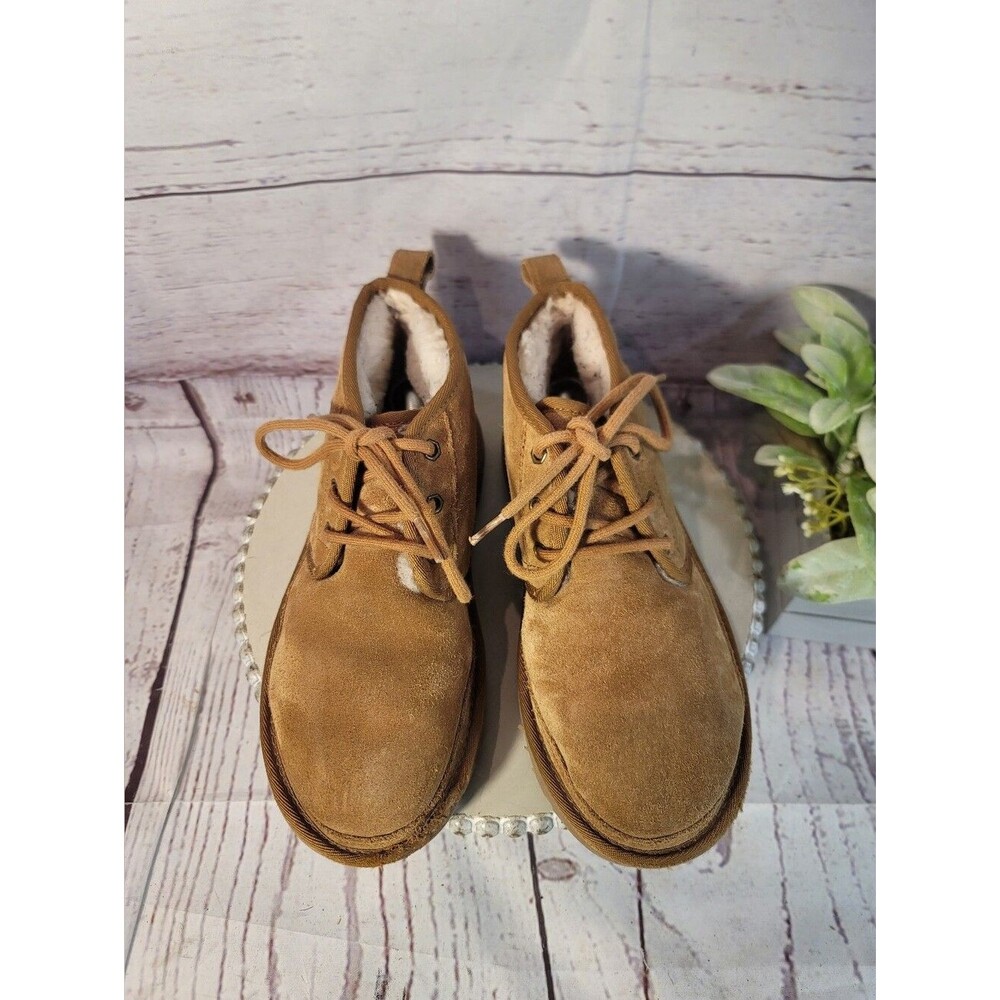 UGG Women's Neumel Tan Suede Lace-Up Shearling Chukka Boots 1094269 Size 6